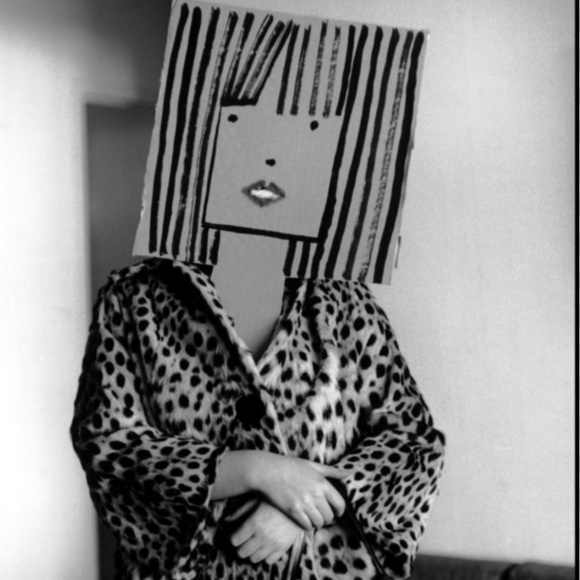 Meet your Posher, B - Picture 1 of 1